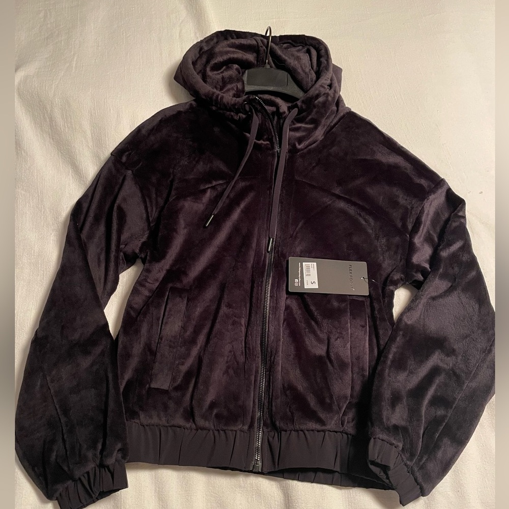 90degreereflex Black Velour Hoodie - Small